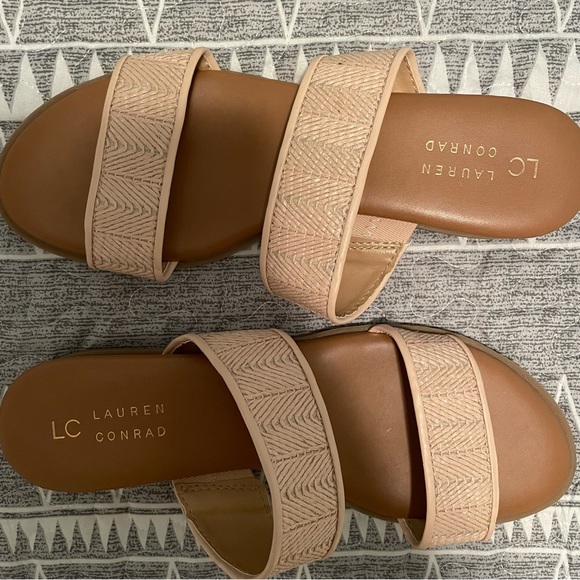 LC Lauren Conrad Shoes - Lauren Conrad low wedge sandal size 9.5